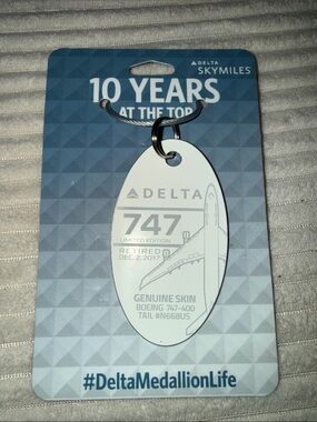 Delta White 747 Skin Limited Edition Diamond Medallion Tag